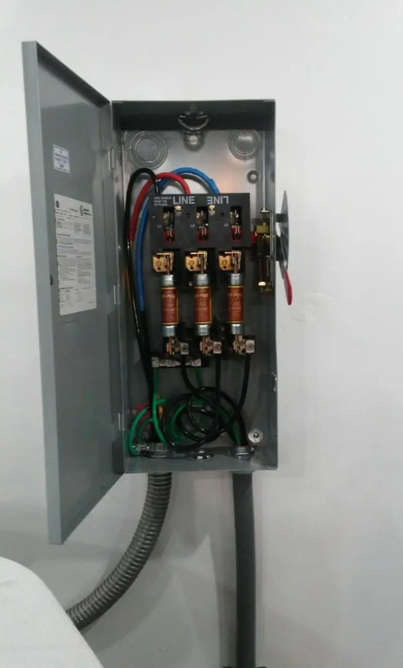 Three-phase disconnect switch installed for Electrical Wiring & Rewiring in Olympia Heights